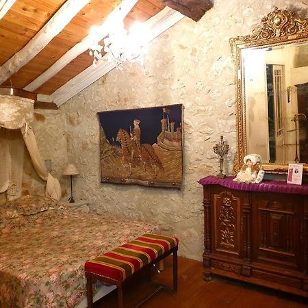 Bed and Breakfast La Ferme de Jeanne à Saint-Girons  Extérieur photo